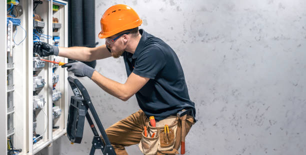 Best Local Electrician Companies  in Dallas Center, IA