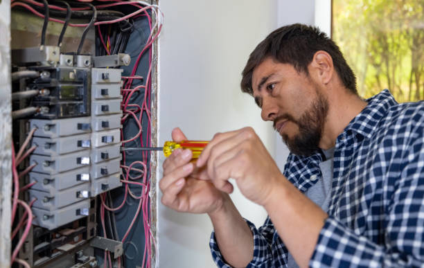 Electrical Outlet Repair in IA